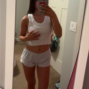 Brandy Melville White Ribbed Scoop Crop Tank